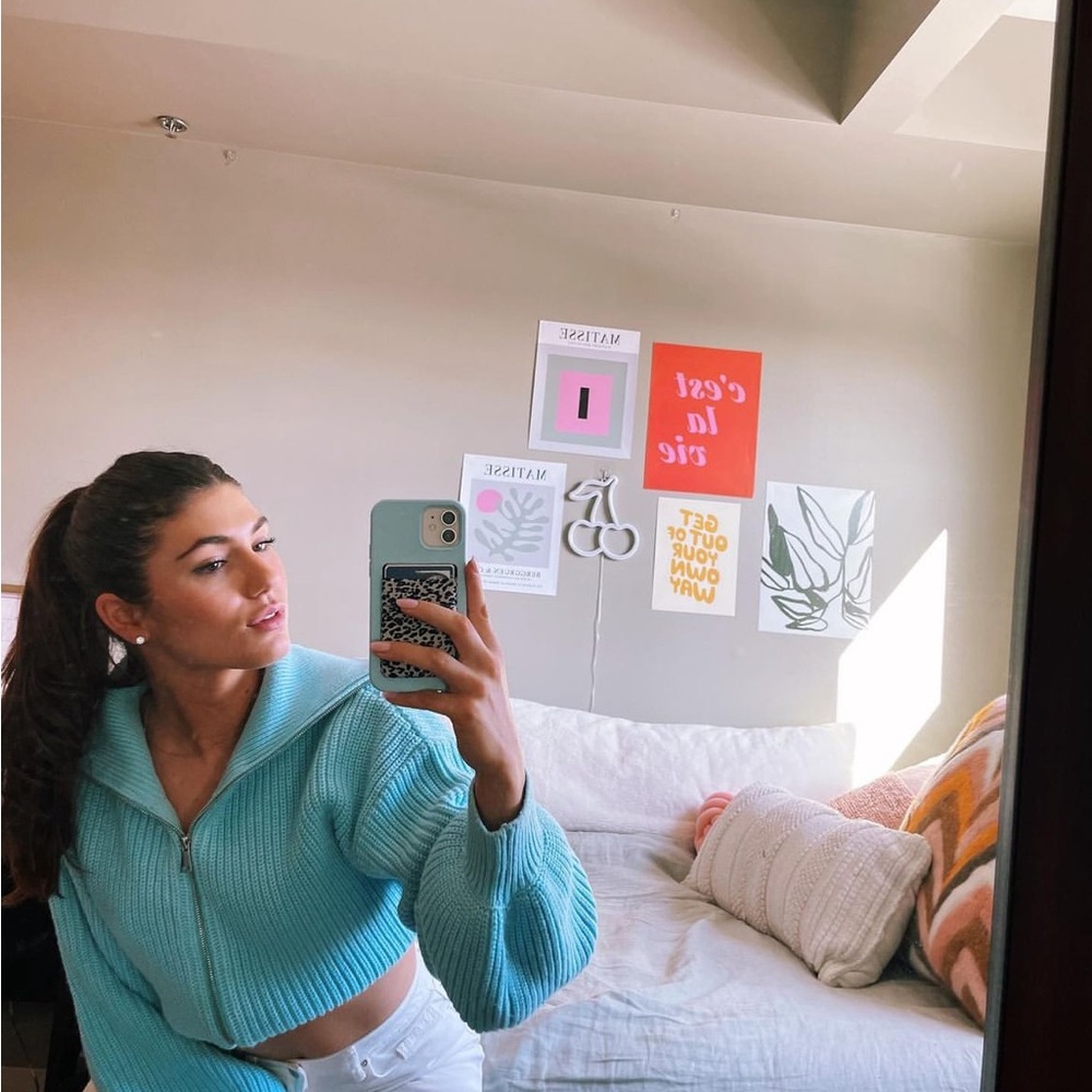 ZARA BLUE CROPPED ZIP SWEATER